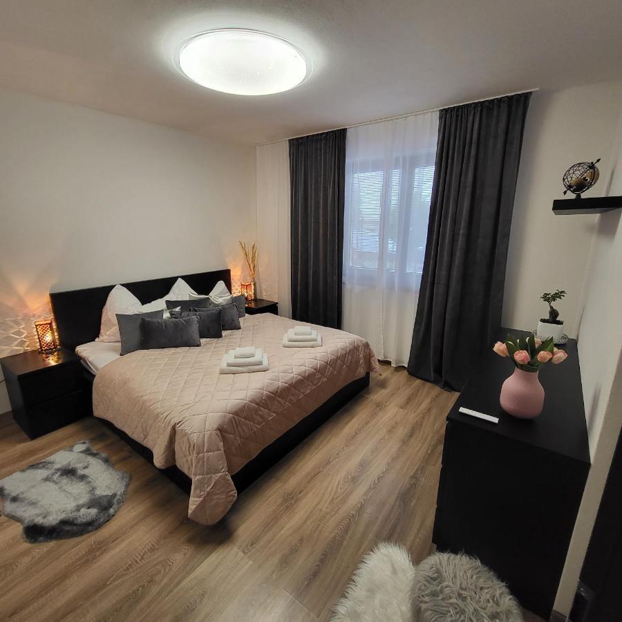 Oli Apartments Senec Ngoại thất bức ảnh