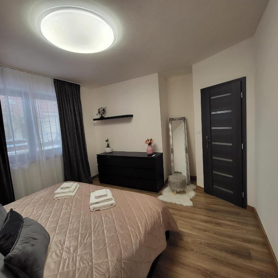 Oli Apartments Senec Ngoại thất bức ảnh